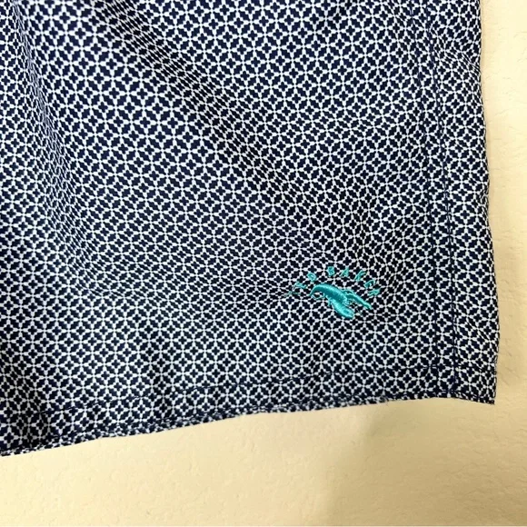 TED BAKER GEOMETRIC NAVY SWIM TRUNKS SIZE 2 (36) US. - Picture 3 of 10